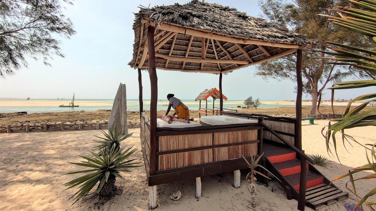 Ecolodge Du Menabe Belo Bagian luar foto