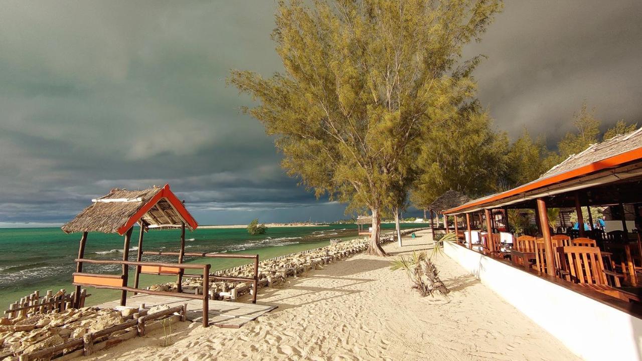 Ecolodge Du Menabe Belo Bagian luar foto