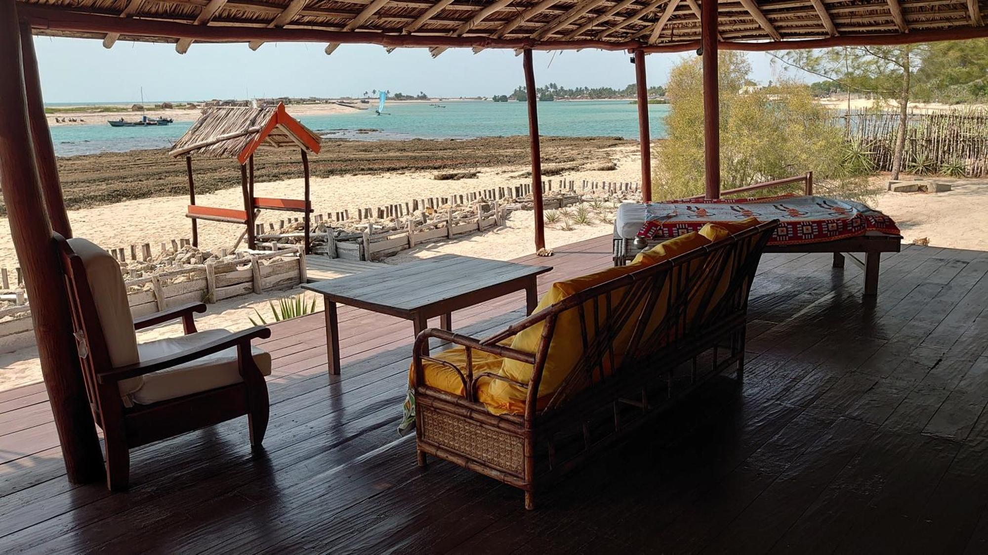 Ecolodge Du Menabe Belo Bagian luar foto